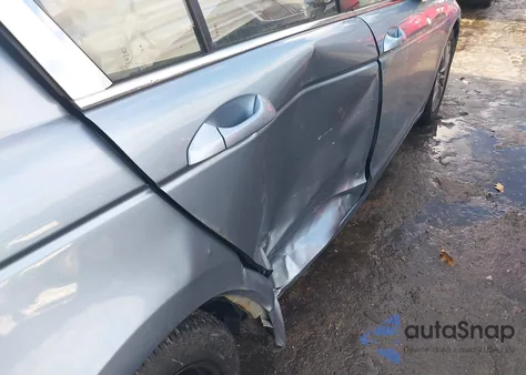 2011 Honda Accord 2.4 Ex-L from USA, damaged, VIN 1HGCP2F86BA103892